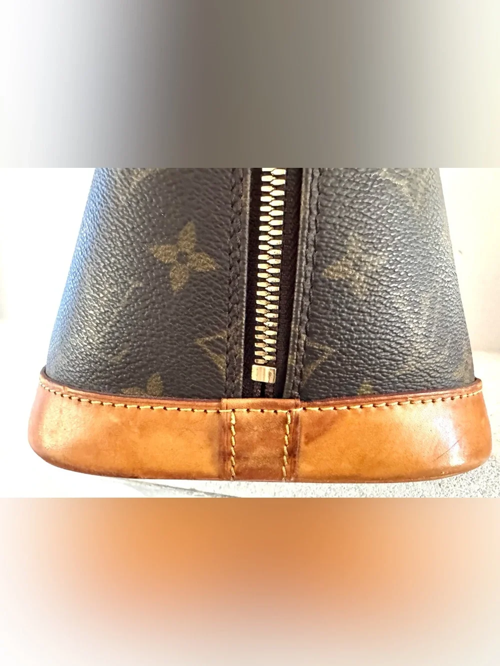 Louis Vuitton authentic louis